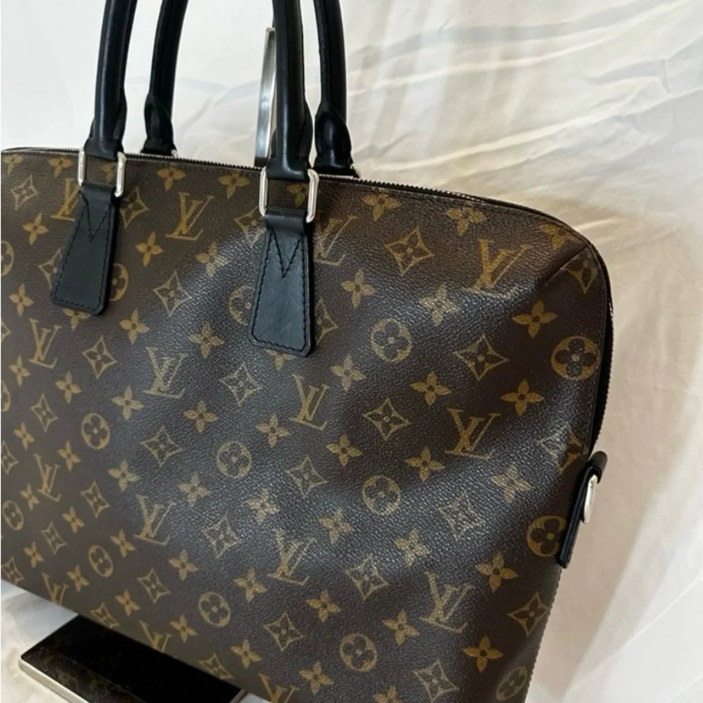 Louis Vuitton bag - Picture 2 of 9